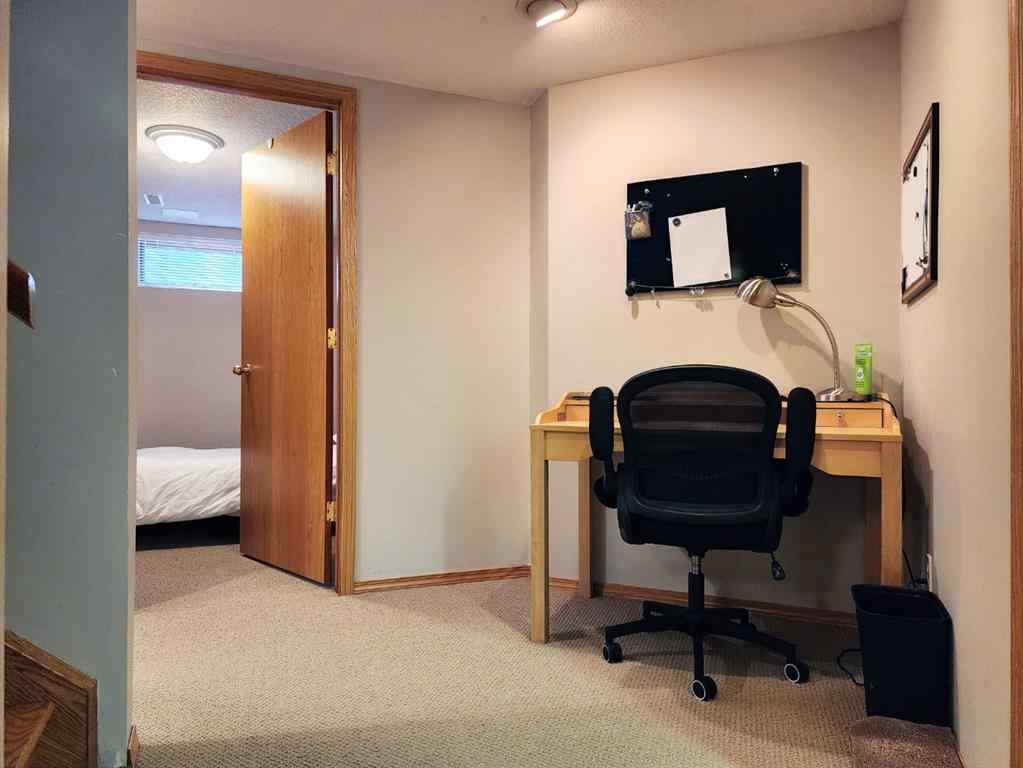 MLS® A2252624 - 1217 Great Lakes Place S in Redwood Lethbridge, Residential