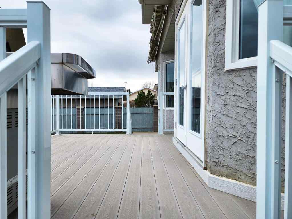 MLS® A2252624 - 1217 Great Lakes Place S in Redwood Lethbridge, Residential