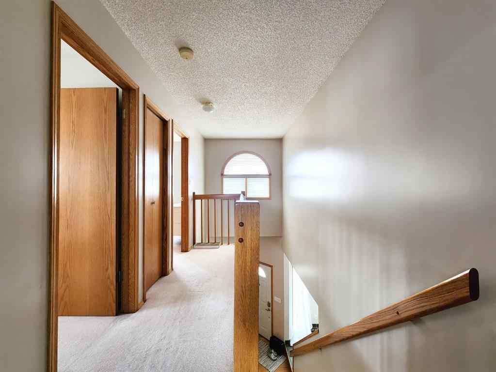 MLS® A2252624 - 1217 Great Lakes Place S in Redwood Lethbridge, Residential