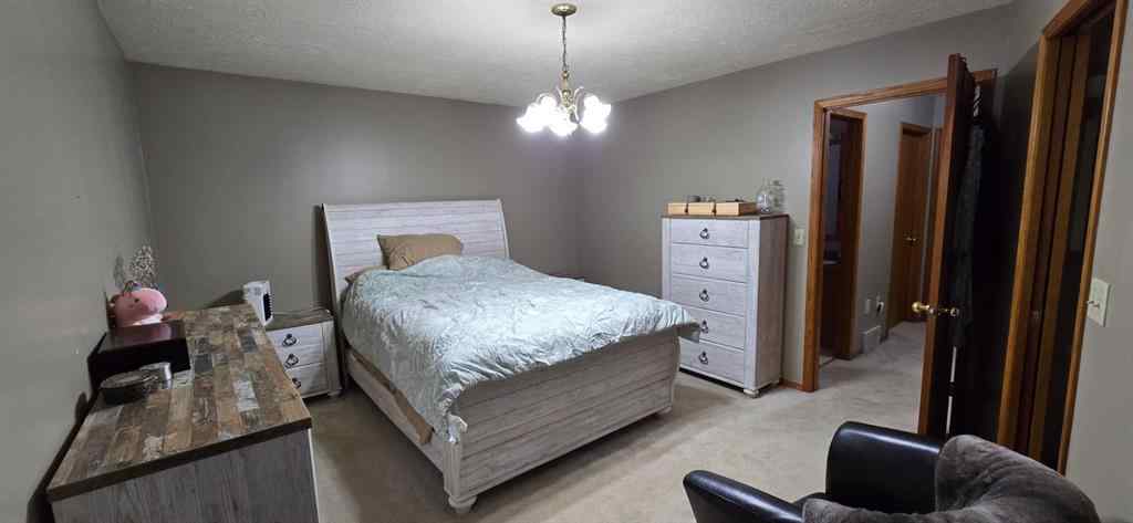 MLS® A2252627 - 8905 102 Avenue  in Ivy Lake Estates Grande Prairie, Residential