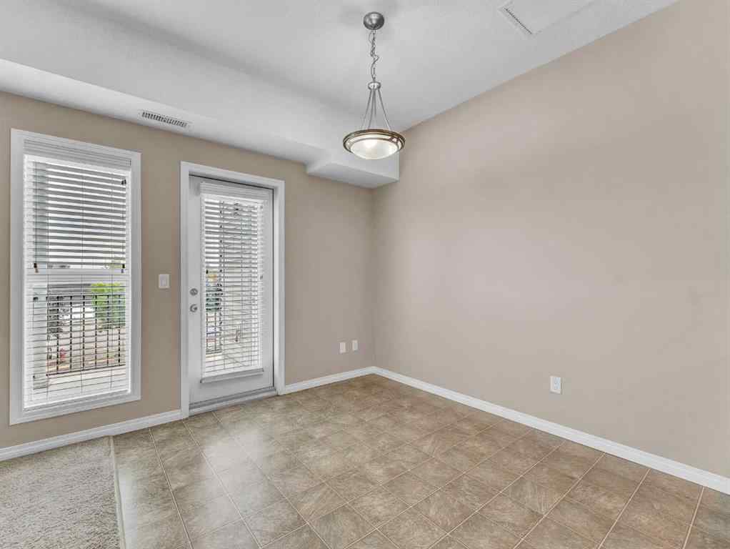 MLS® A2252628 - Unit #11 298 Somerset Way SE in SE Southridge Medicine Hat, Residential