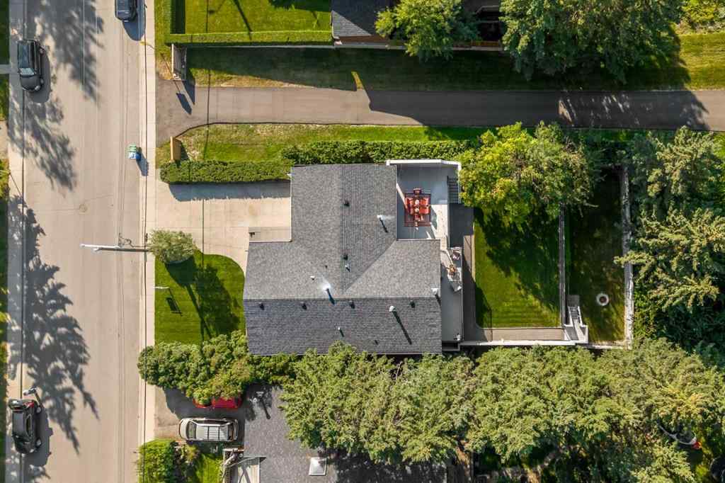 MLS® A2252629 - 8130 48 Avenue NW in Bowness Calgary, Residential