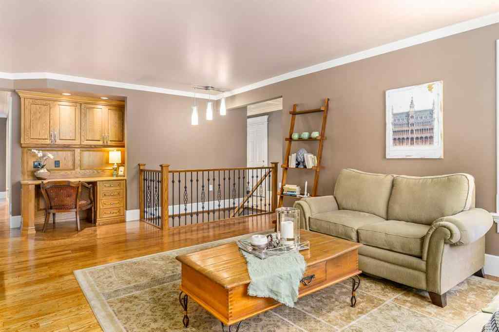 MLS® A2252629 - 8130 48 Avenue NW in Bowness Calgary, Residential