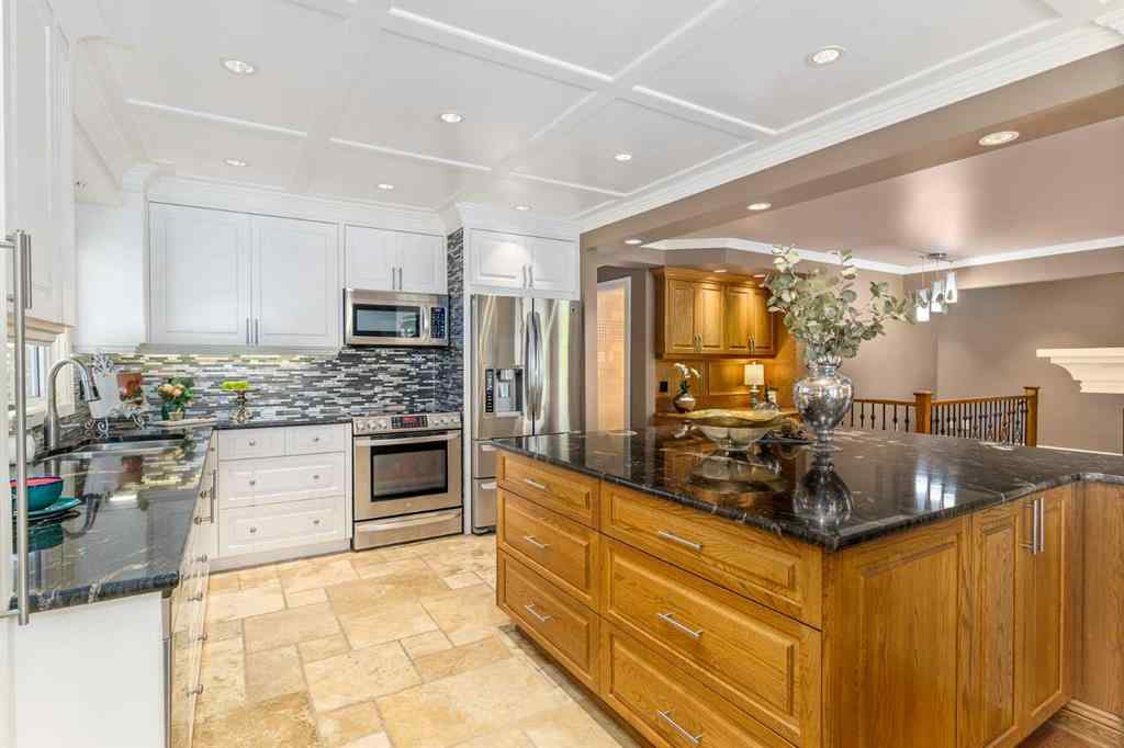 MLS® A2252629 - 8130 48 Avenue NW in Bowness Calgary, Residential