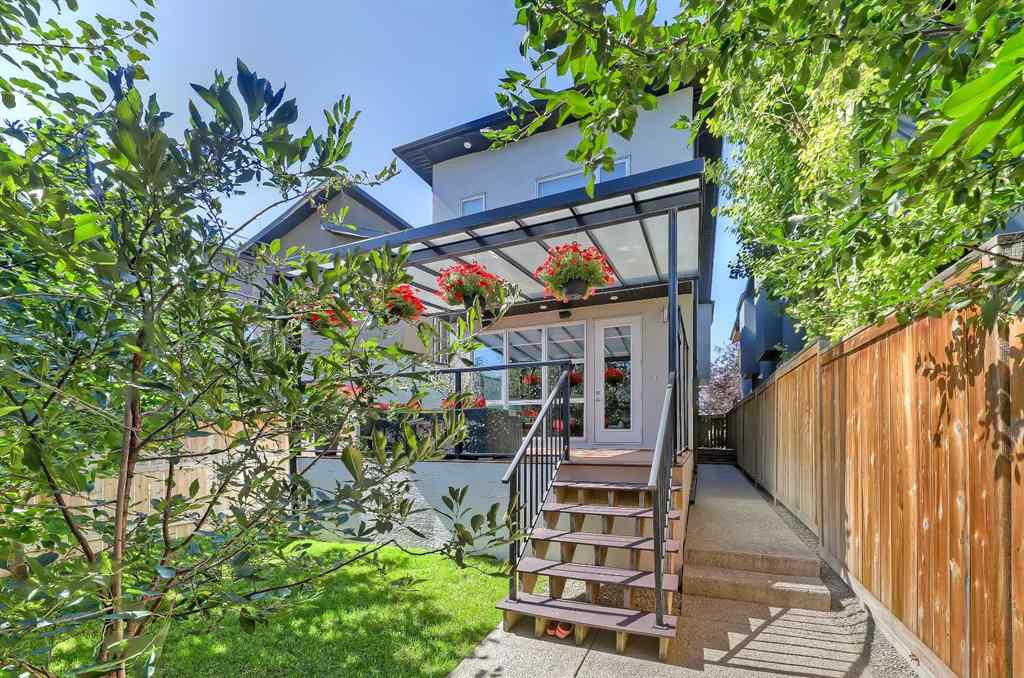 MLS® A2252630 - 1732 24A Street SW in Shaganappi Calgary, Residential