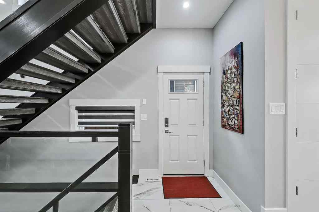 MLS® A2252630 - 1732 24A Street SW in Shaganappi Calgary, Residential