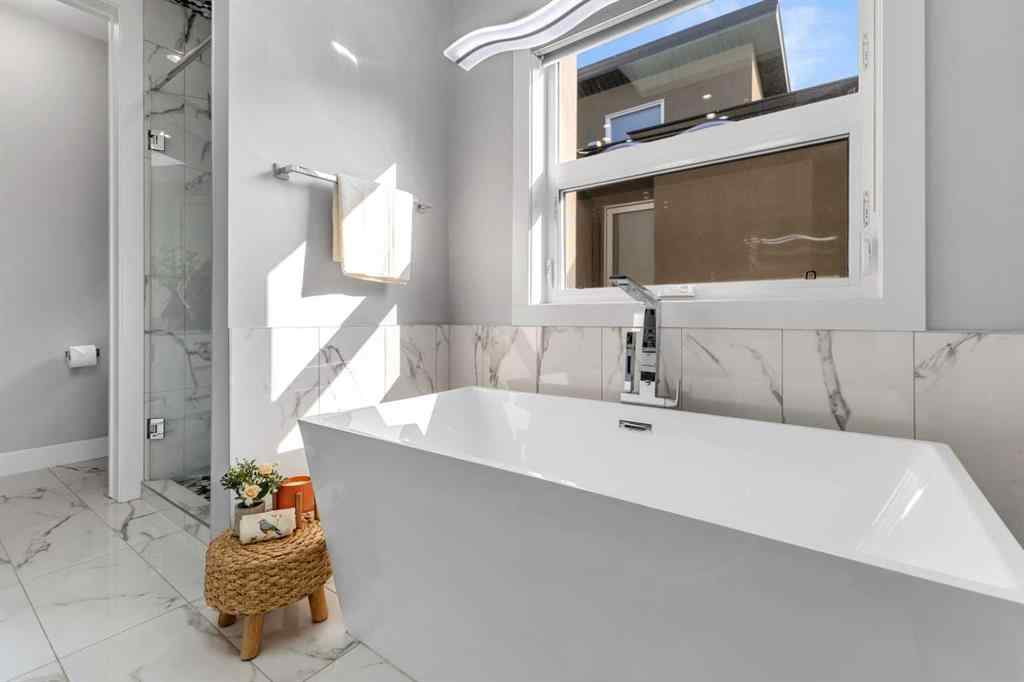 MLS® A2252630 - 1732 24A Street SW in Shaganappi Calgary, Residential