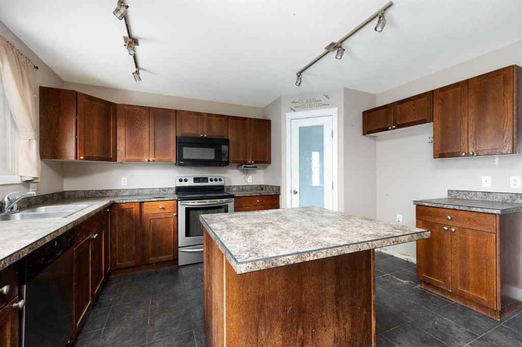 MLS® A2252631 - 124 Huckleberry Street  in Timberlea Fort McMurray, Residential