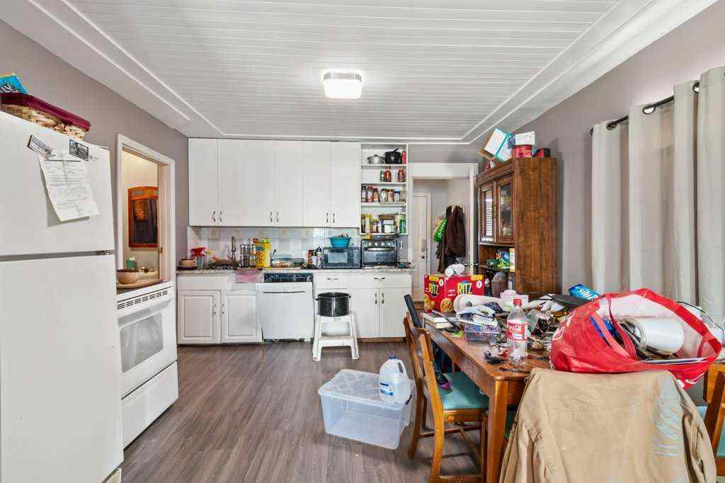 MLS® A2252633 - 5630 56 Street  in Riverside Meadows Red Deer, Residential