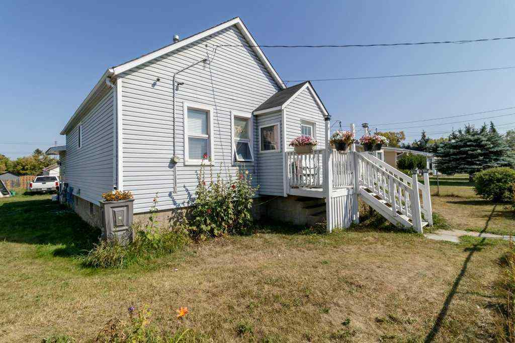 MLS® A2252633 - 5630 56 Street  in Riverside Meadows Red Deer, Residential