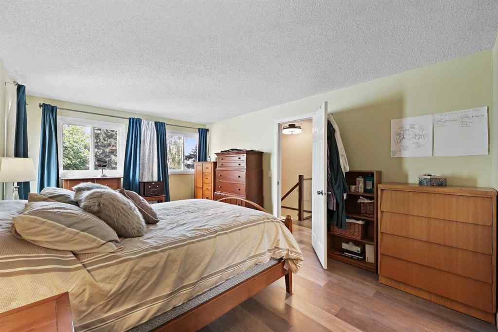 MLS® A2252634 - 100 Hawkfield Crescent NW in Hawkwood Calgary, Residential