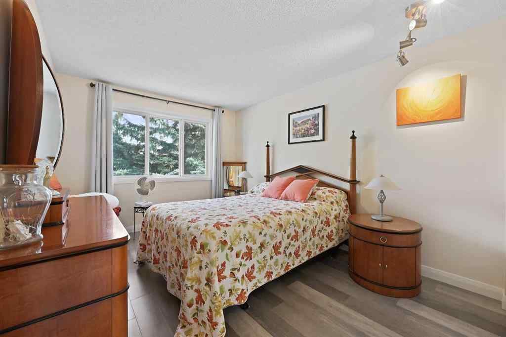 MLS® A2252634 - 100 Hawkfield Crescent NW in Hawkwood Calgary, Residential