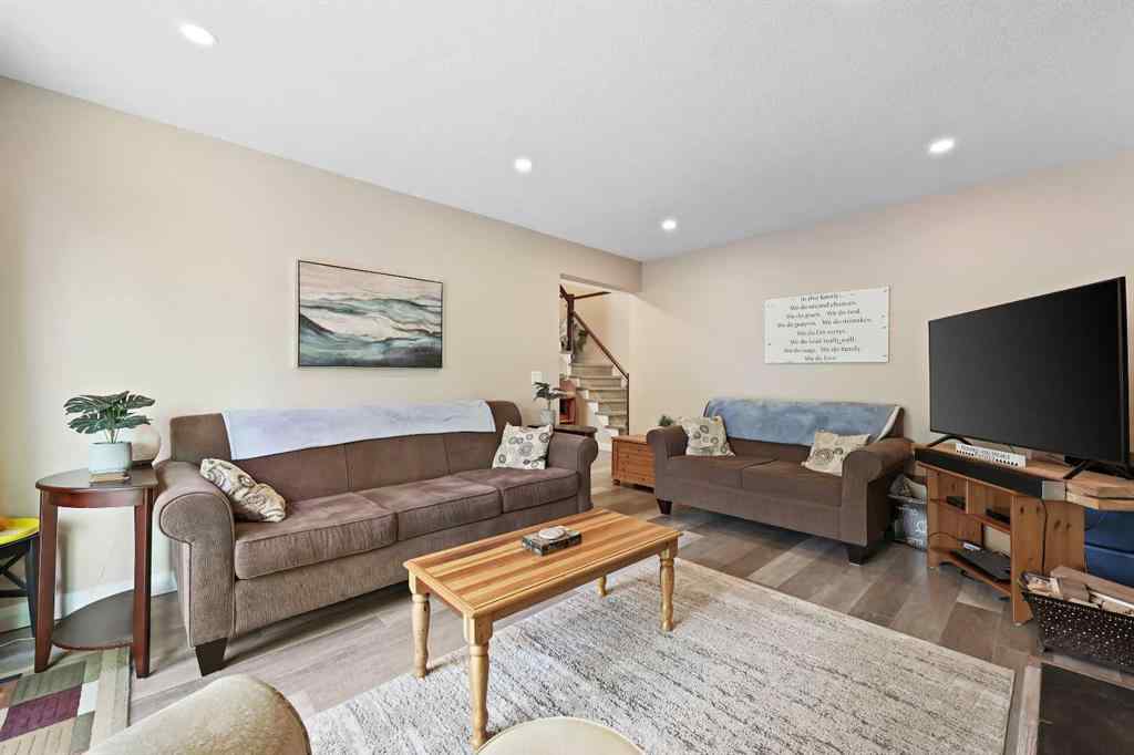 MLS® A2252634 - 100 Hawkfield Crescent NW in Hawkwood Calgary, Residential