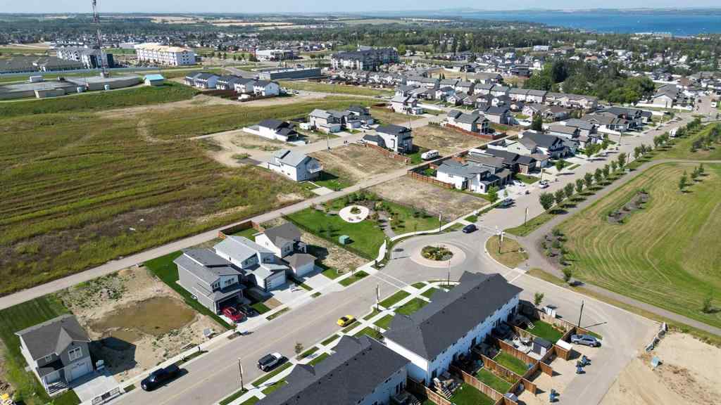 MLS® A2252637 - 103 Crestview Boulevard  in Crestview Sylvan Lake, Residential