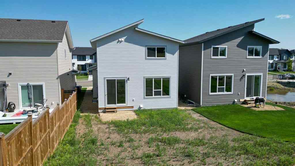 MLS® A2252637 - 103 Crestview Boulevard  in Crestview Sylvan Lake, Residential