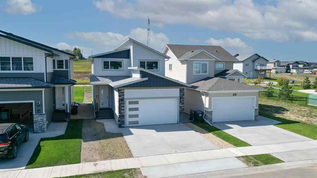 MLS® A2252637 - 103 Crestview Boulevard  in Crestview Sylvan Lake, Residential