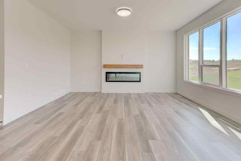 MLS® A2252637 - 103 Crestview Boulevard  in Crestview Sylvan Lake, Residential