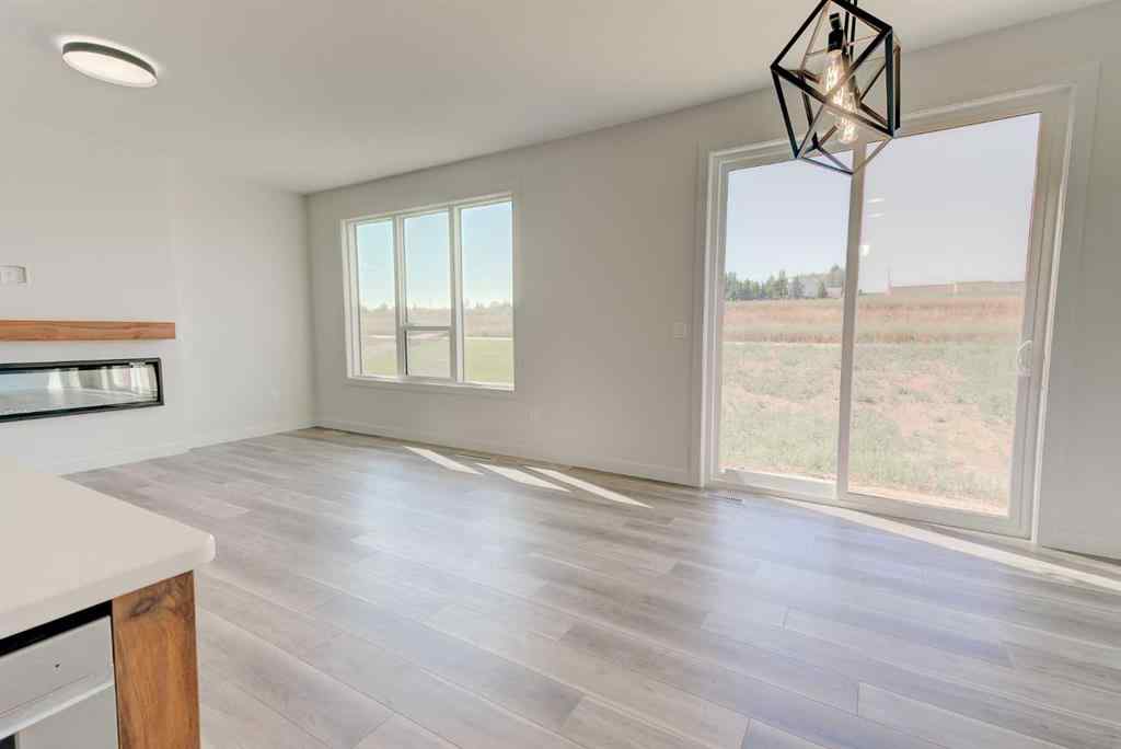 MLS® A2252637 - 103 Crestview Boulevard  in Crestview Sylvan Lake, Residential