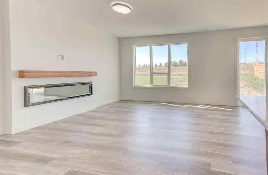 MLS® A2252637 - 103 Crestview Boulevard  in Crestview Sylvan Lake, Residential