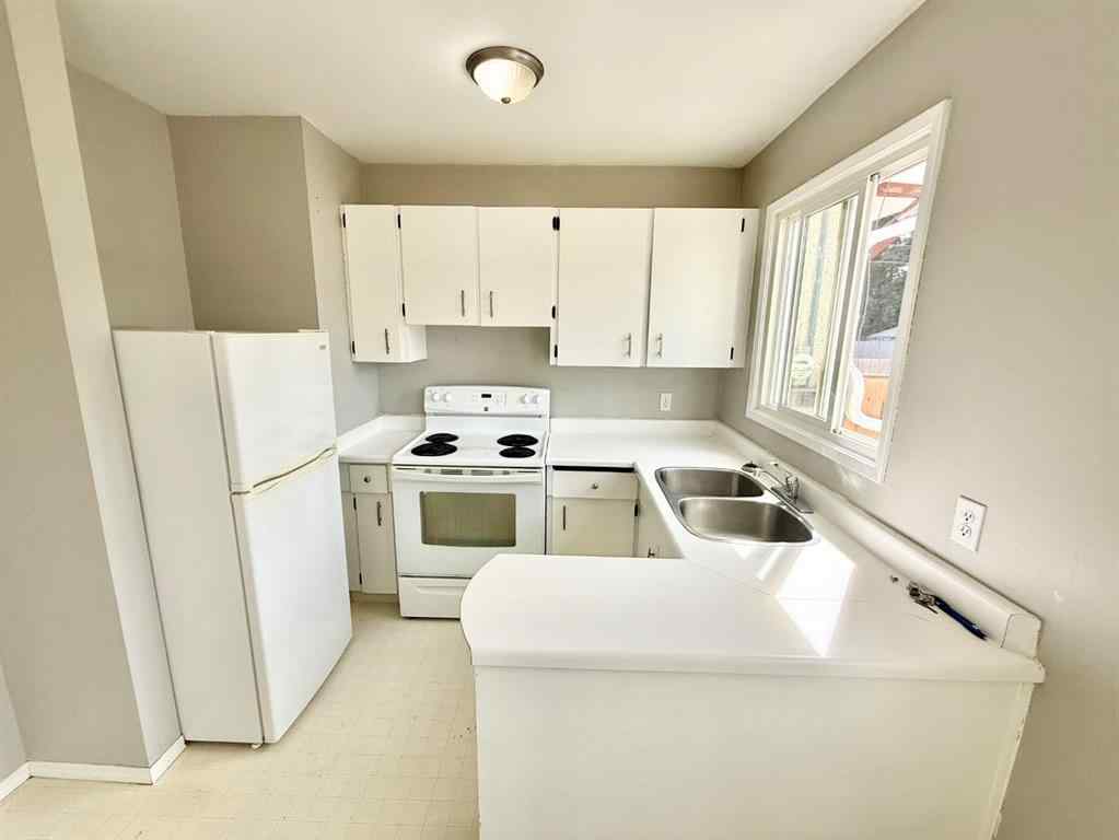 MLS® A2252641 - Unit #36 441 Switzer Drive  in Hardisty Hinton, Rental