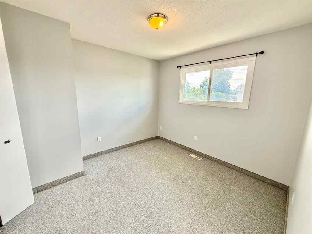 MLS® A2252641 - Unit #36 441 Switzer Drive  in Hardisty Hinton, Rental