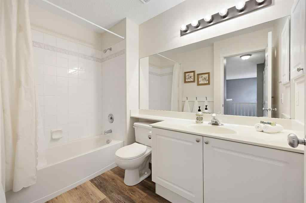 MLS® A2252642 - 100 Lakeview Cove  in Lakeview Landing Chestermere, Residential