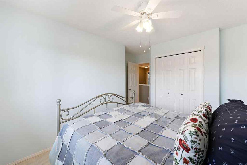 MLS® A2252642 - 100 Lakeview Cove  in Lakeview Landing Chestermere, Residential
