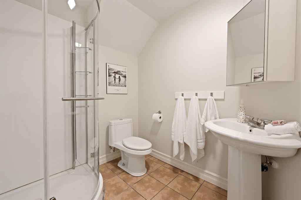 MLS® A2252642 - 100 Lakeview Cove  in Lakeview Landing Chestermere, Residential