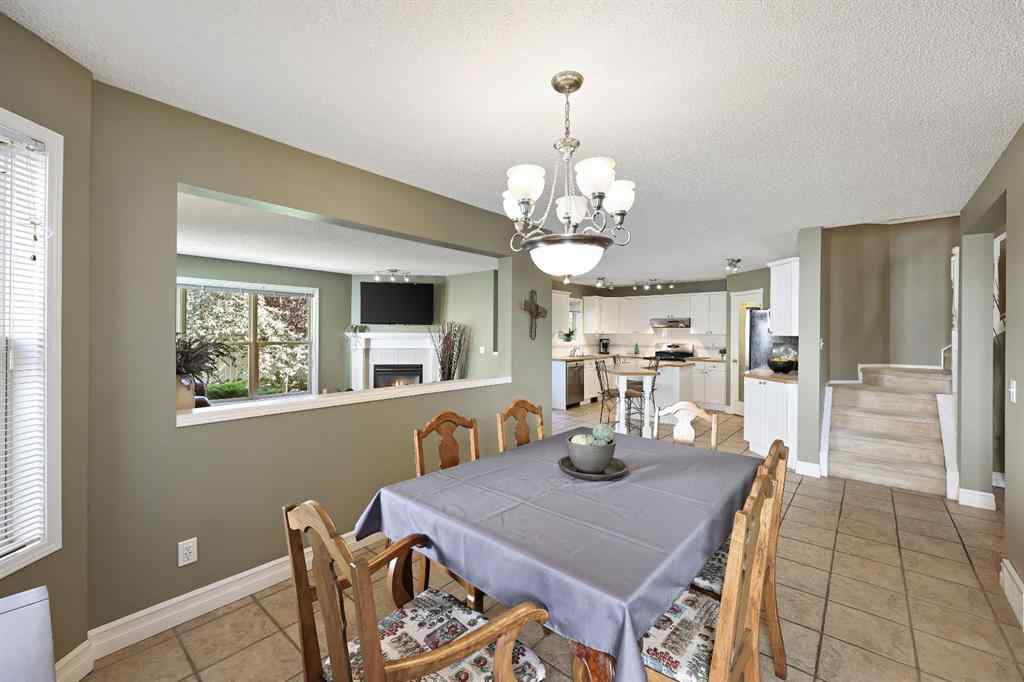MLS® A2252642 - 100 Lakeview Cove  in Lakeview Landing Chestermere, Residential