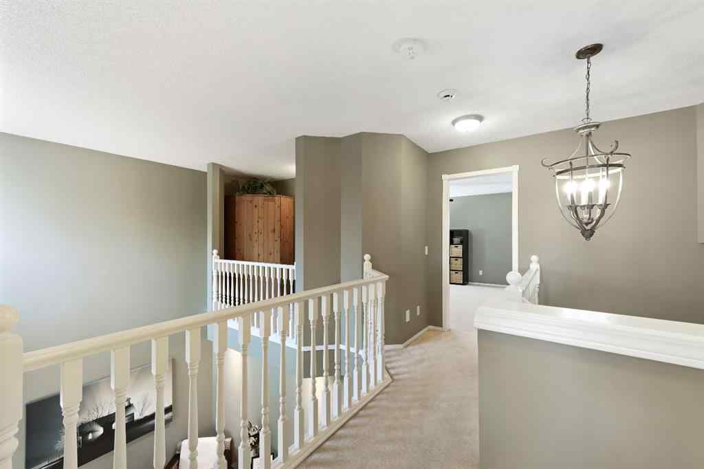 MLS® A2252642 - 100 Lakeview Cove  in Lakeview Landing Chestermere, Residential