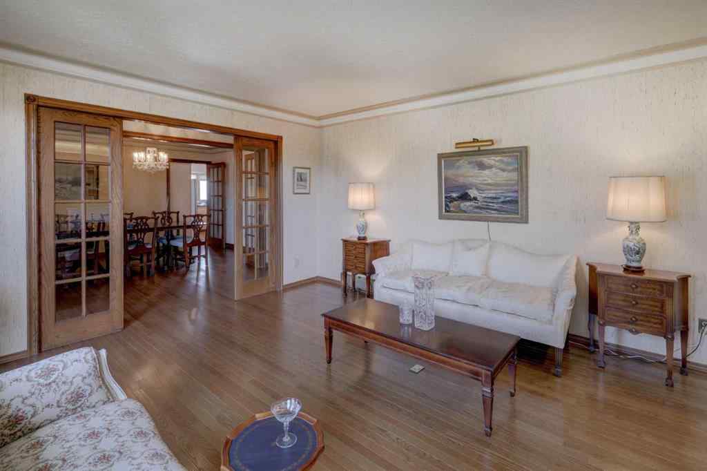 MLS® A2252648 - 76 Edgeland Road NW in Edgemont Calgary, Residential