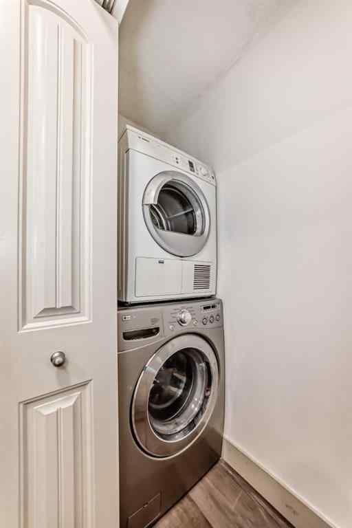 MLS® A2252655 - Unit #8 220 Village Terrace SW in Patterson Calgary, Residential