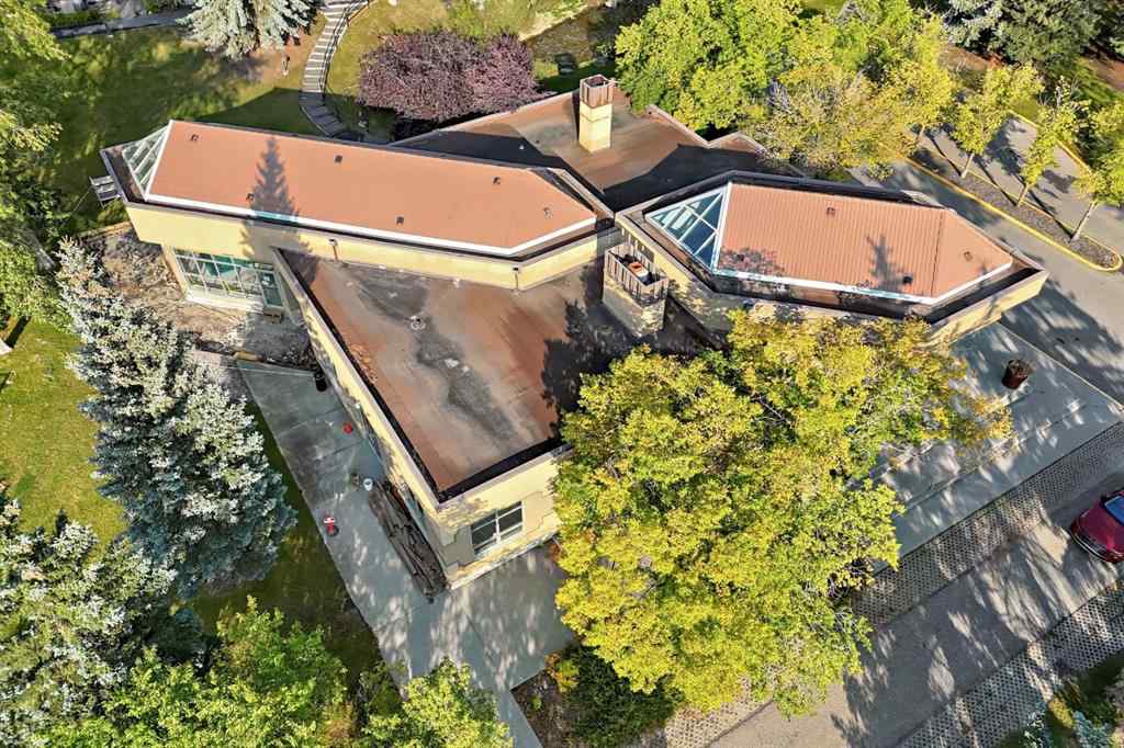 MLS® A2252655 - Unit #8 220 Village Terrace SW in Patterson Calgary, Residential