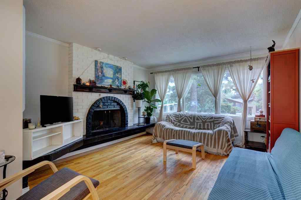 MLS® A2252662 - 3608 58 Avenue SW in Lakeview Calgary, Residential