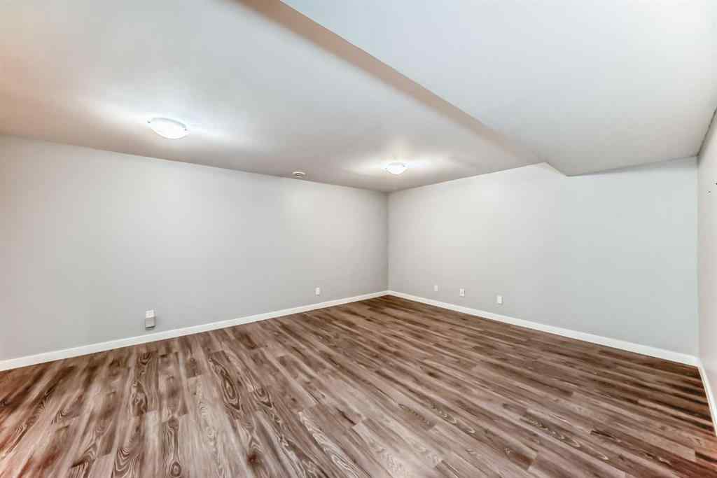 MLS® A2252672 - 40 Prestwick Estate Way SE in McKenzie Towne Calgary, Residential