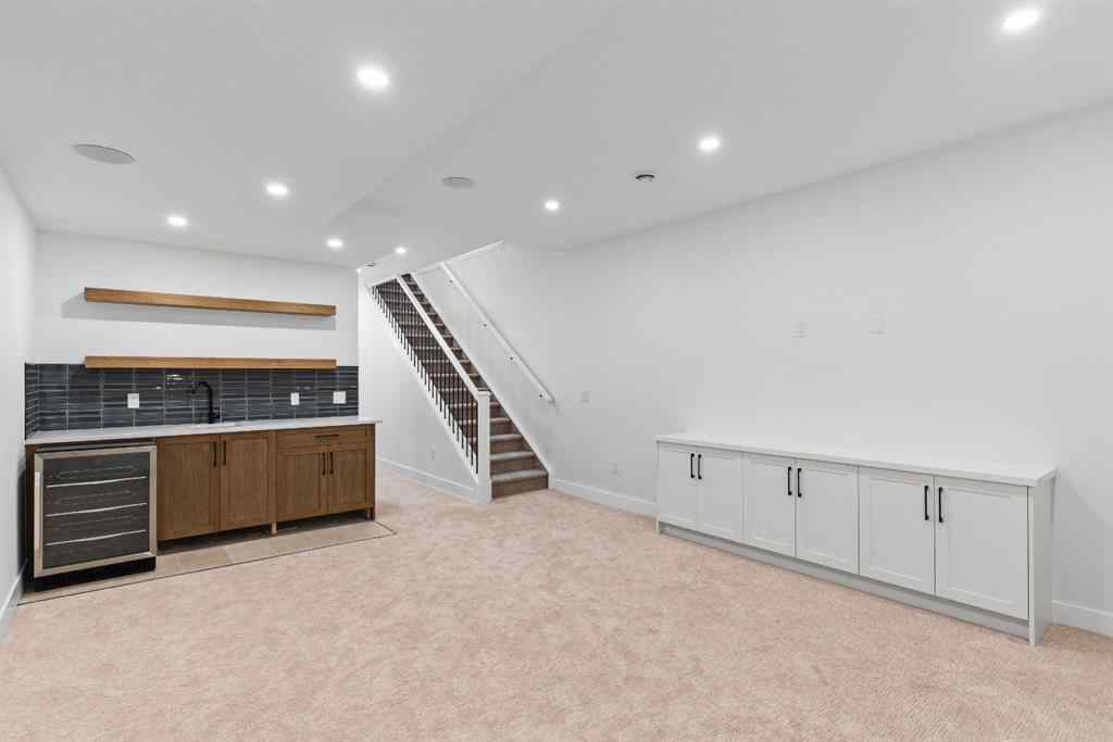 MLS® A2252685 - 2608 6 Avenue NW in West Hillhurst Calgary, Residential