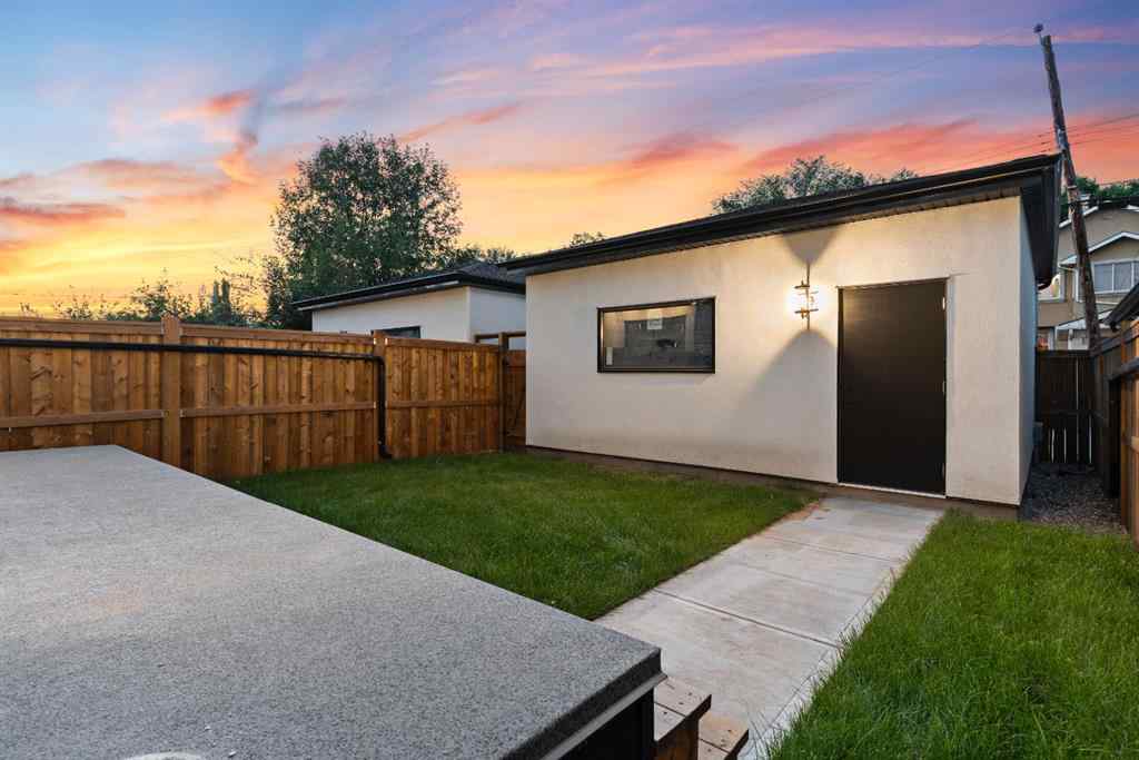 MLS® A2252685 - 2608 6 Avenue NW in West Hillhurst Calgary, Residential