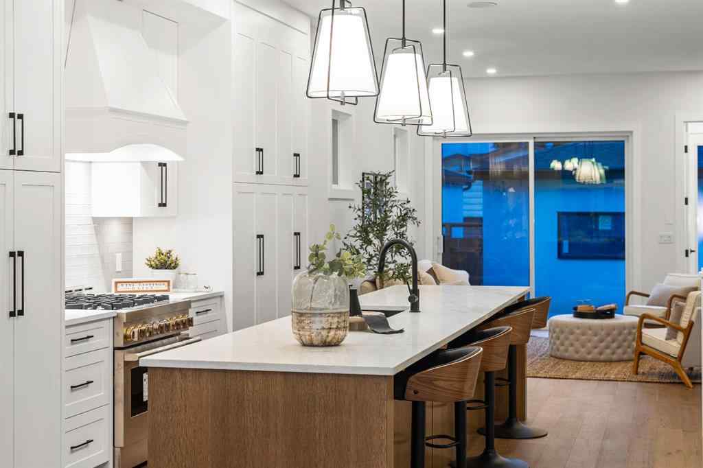 MLS® A2252685 - 2608 6 Avenue NW in West Hillhurst Calgary, Residential