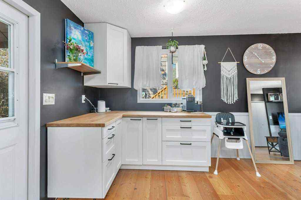 MLS® A2252686 - 101 Lakeview Avenue  in NONE Gull Lake, Residential