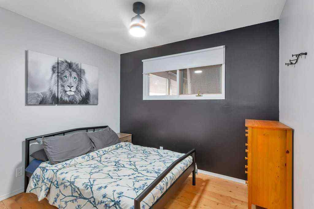 MLS® A2252686 - 101 Lakeview Avenue  in NONE Gull Lake, Residential