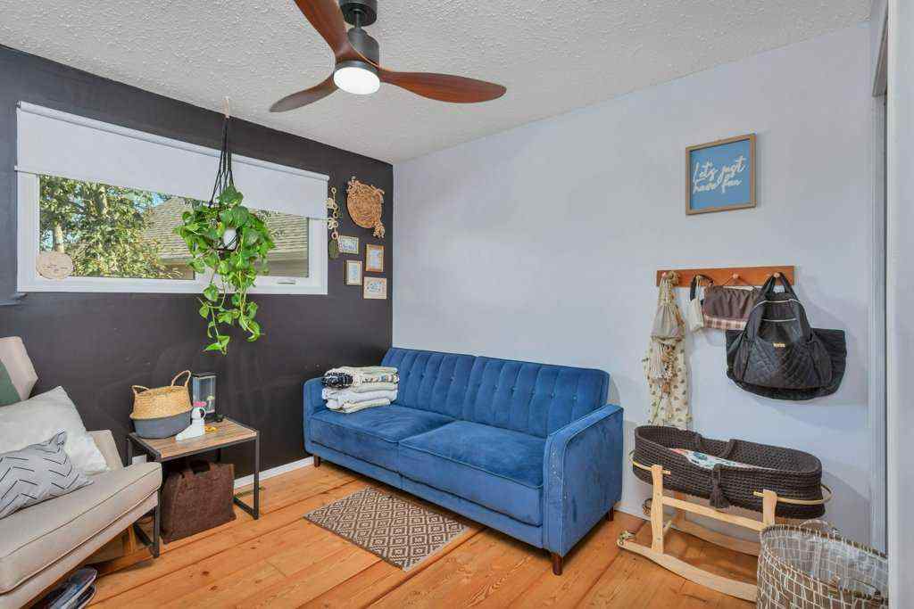 MLS® A2252686 - 101 Lakeview Avenue  in NONE Gull Lake, Residential