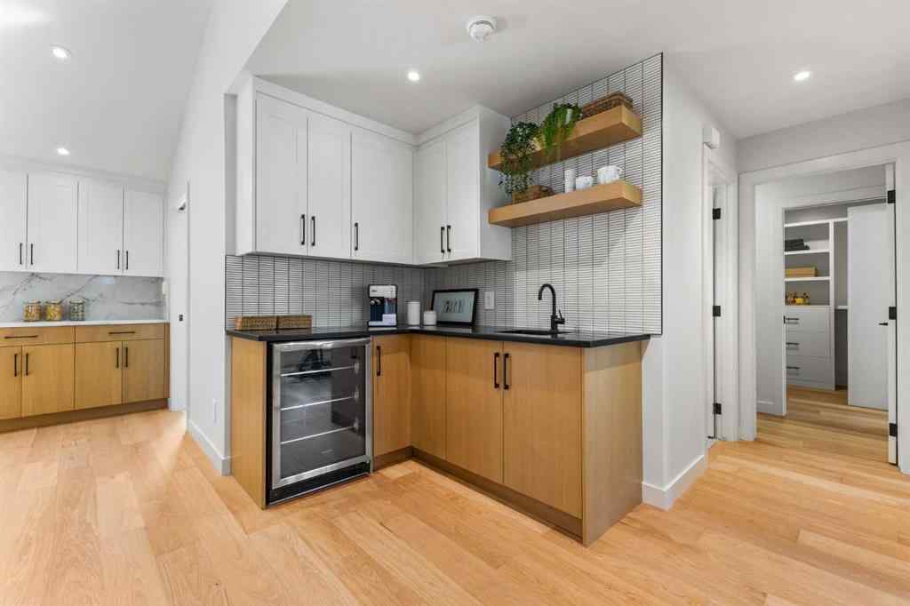 MLS® A2252687 - 240 Lake Bonavista Drive SE in Lake Bonavista Calgary, Residential