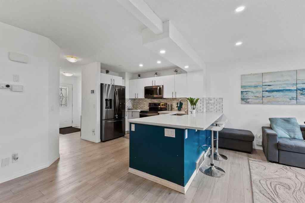 MLS® A2252688 - 205 Luxstone Way SW in Luxstone Airdrie, Residential