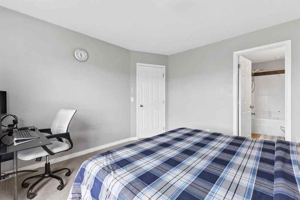 MLS® A2252688 - 205 Luxstone Way SW in Luxstone Airdrie, Residential