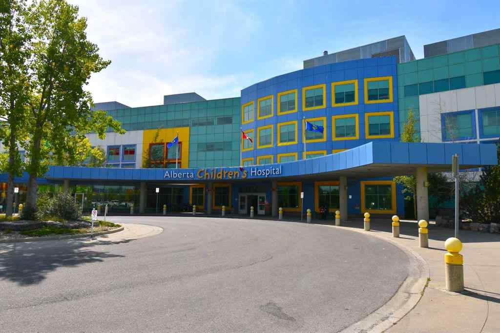 MLS® A2252690 - Unit #205 3125 39 Street NW in University District Calgary, Residential