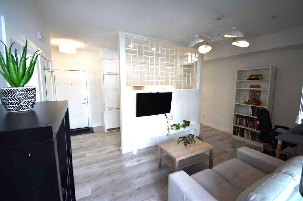 MLS® A2252690 - Unit #205 3125 39 Street NW in University District Calgary, Residential