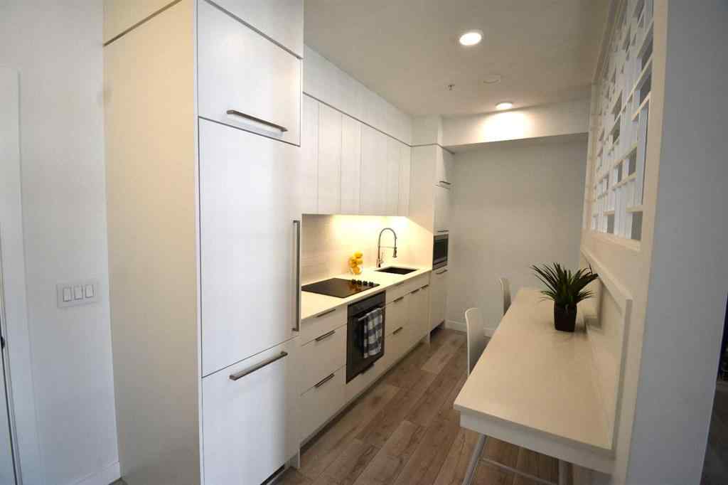 MLS® A2252690 - Unit #205 3125 39 Street NW in University District Calgary, Residential