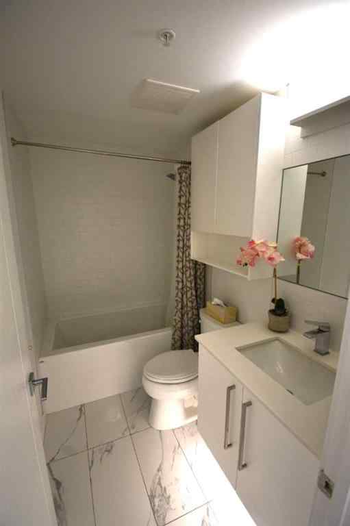 MLS® A2252690 - Unit #205 3125 39 Street NW in University District Calgary, Residential