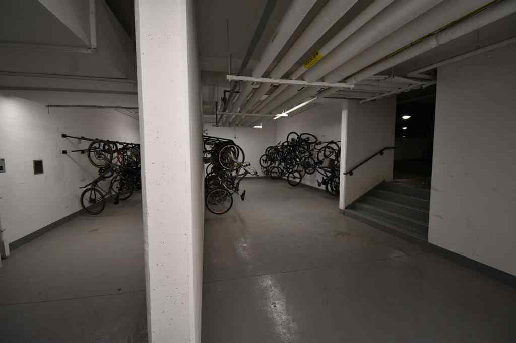 MLS® A2252690 - Unit #205 3125 39 Street NW in University District Calgary, Residential
