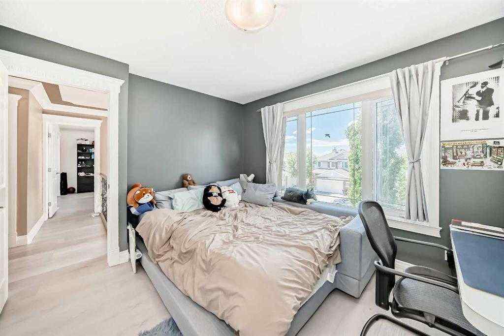 MLS® A2252694 - 73 Simcoe Close SW in Signal Hill Calgary, Residential